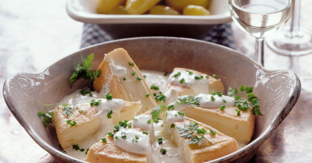Munster mit Kräutersahne Rezept | EAT SMARTER