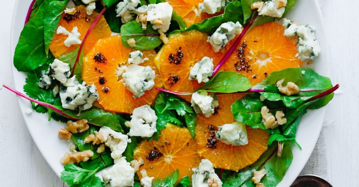 Orangensalat mit Walnüssen Rezept | EAT SMARTER