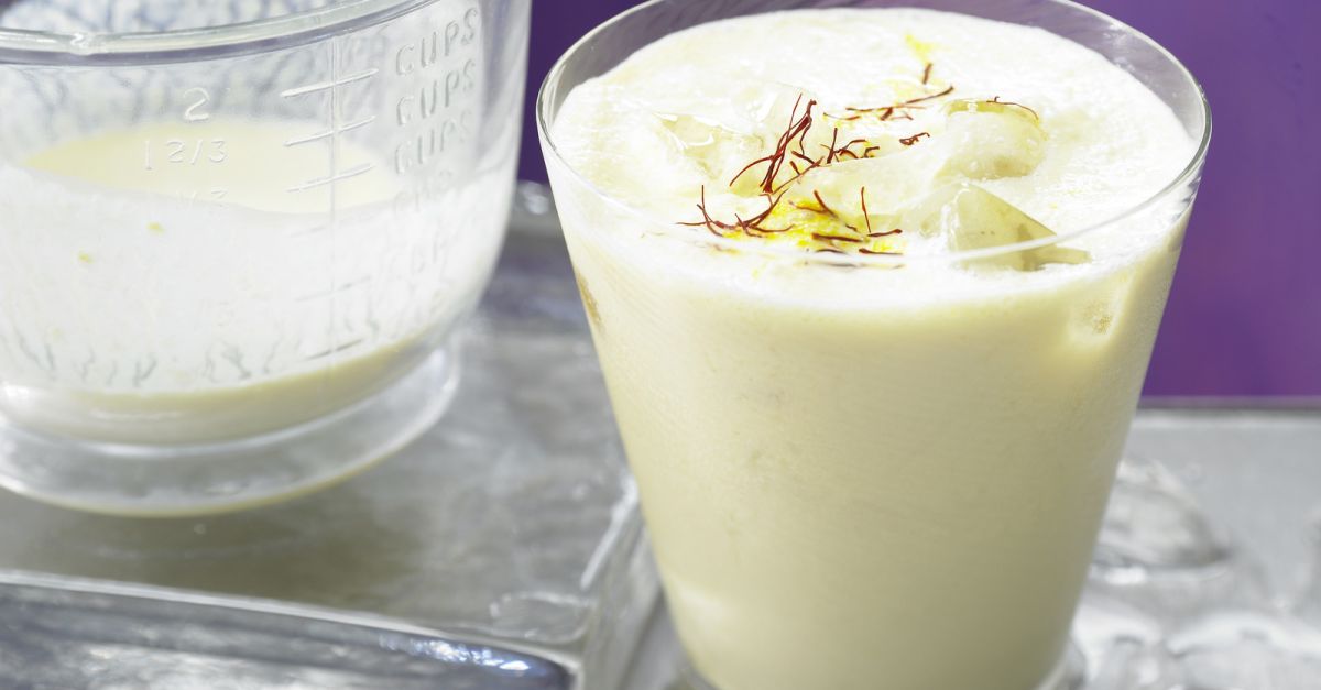 Pfirsich-Joghurt-Drink Rezept | EAT SMARTER
