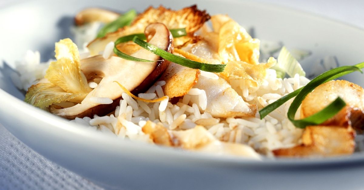 Reis mit Fisch und Shiitake Rezept | EAT SMARTER