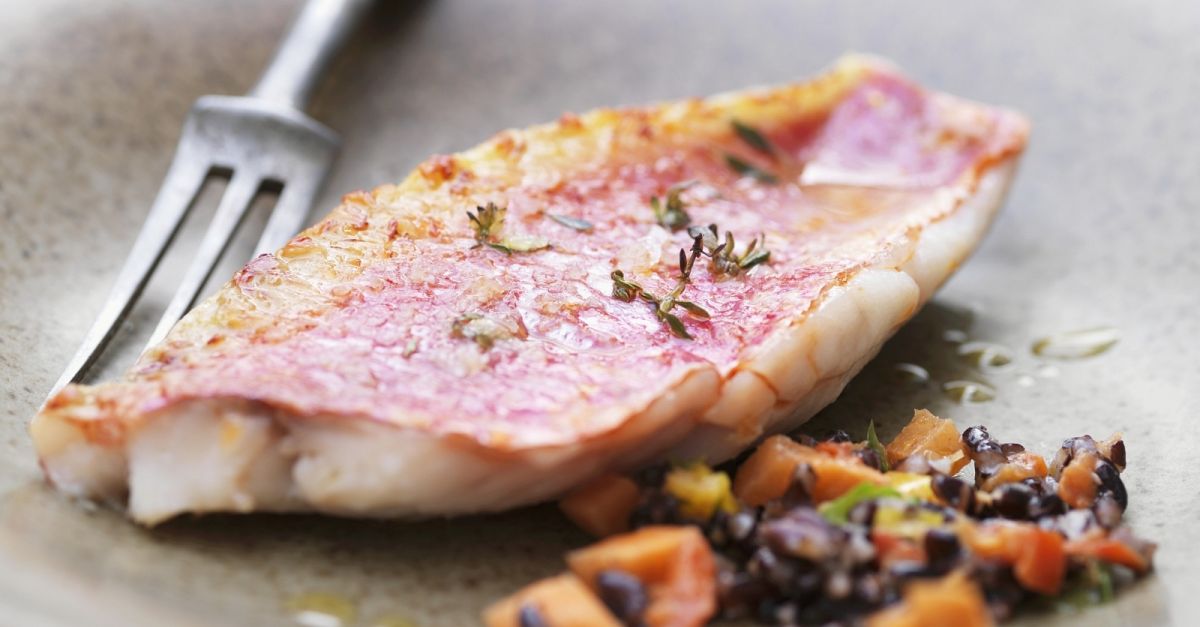 Rotbarbenfilets mit Wildreis Rezept | EAT SMARTER