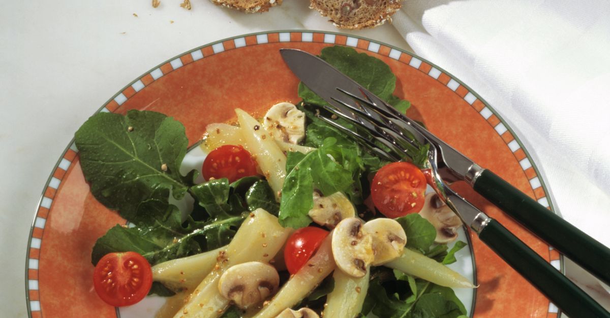 Rübchen-Salat mit Rauke Rezept | EAT SMARTER