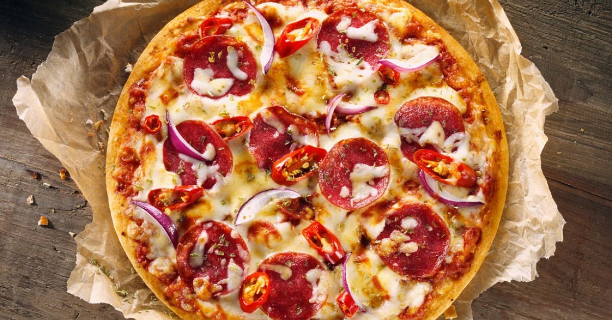 SalamiPizza Rezept EAT SMARTER