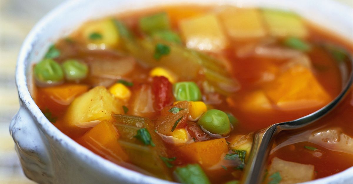 Scharfe Gemüsesuppe auf portugiesische Art Rezept | EAT SMARTER