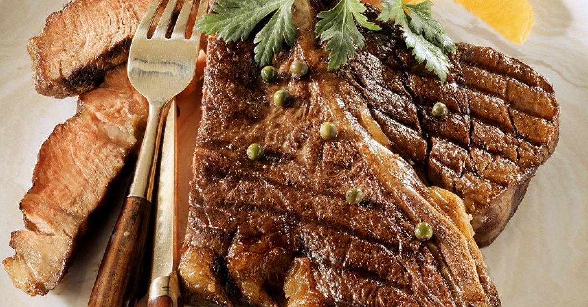 TBoneSteaks vom Grill Rezept EAT SMARTER