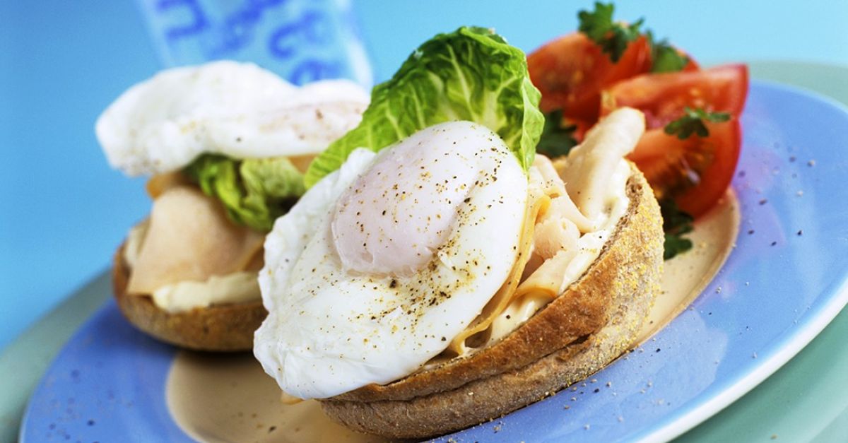 ToastieSandwich mit Ei, Schinken und Tomaten Rezept EAT SMARTER