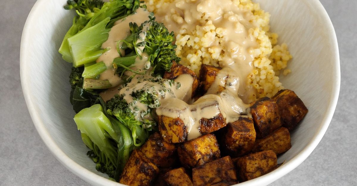 Tofu-Bowl Rezept | EAT SMARTER