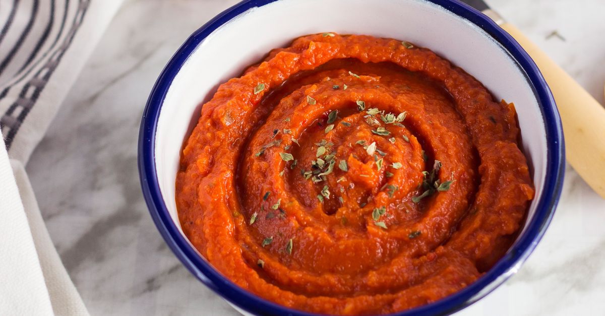 Tomaten-Möhren-Sauce: Klassiker noch smarter Rezept | EAT SMARTER