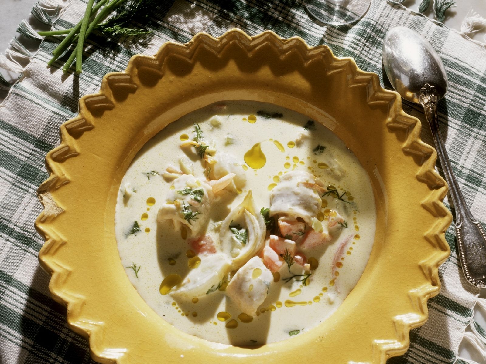 Aalsuppe auf irische Art Rezept | EAT SMARTER