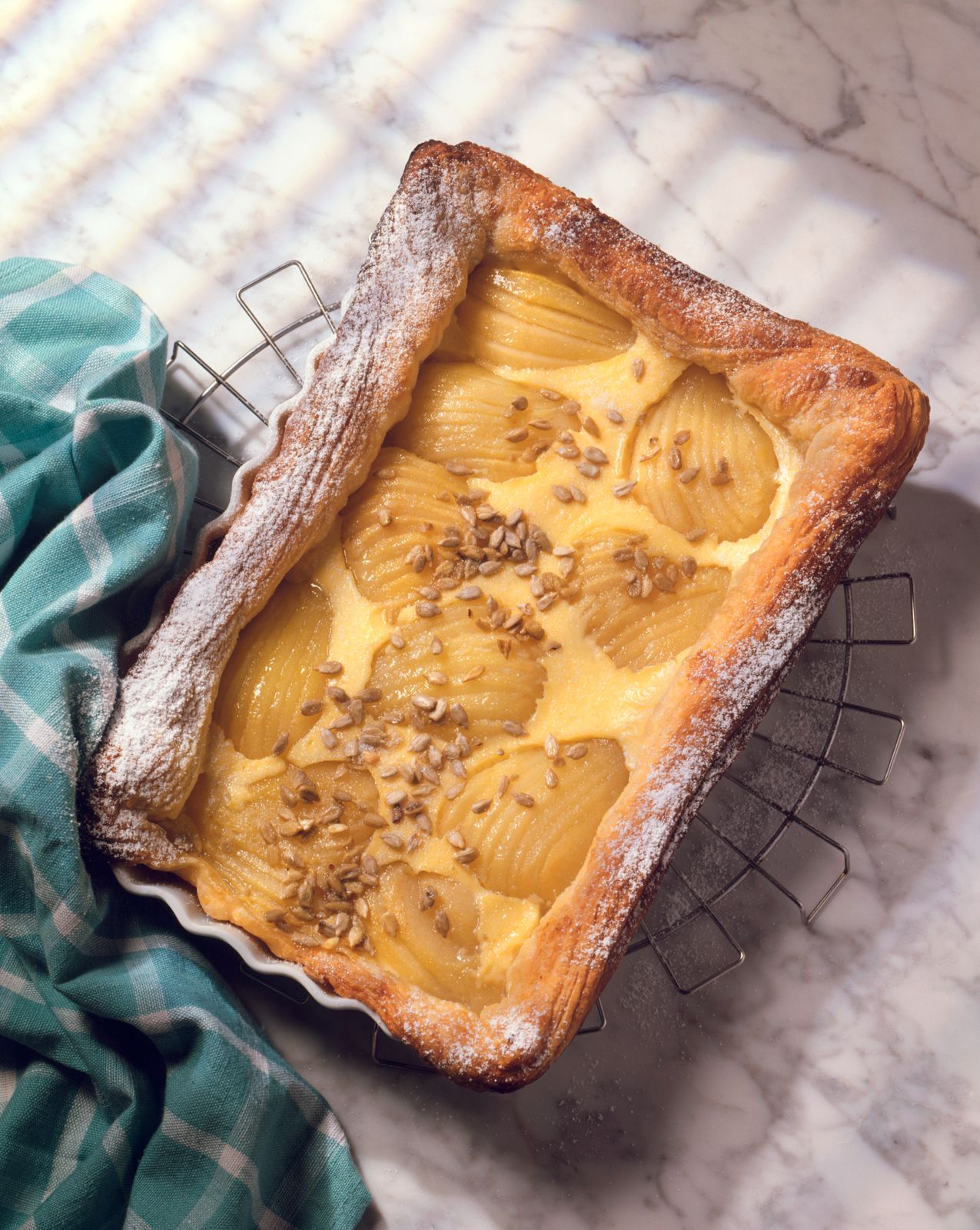 Birnenwähe Rezept | EAT SMARTER