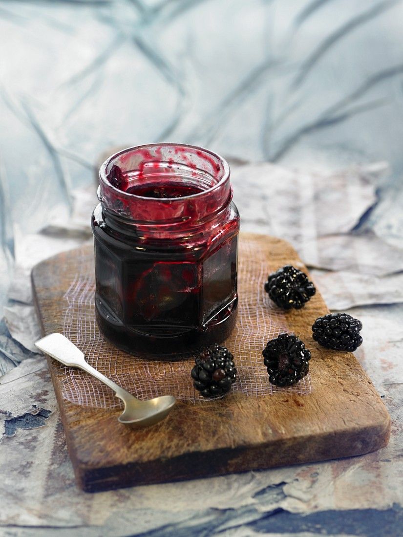 Brombeerkonfitüre mit Apfel Rezept | EAT SMARTER