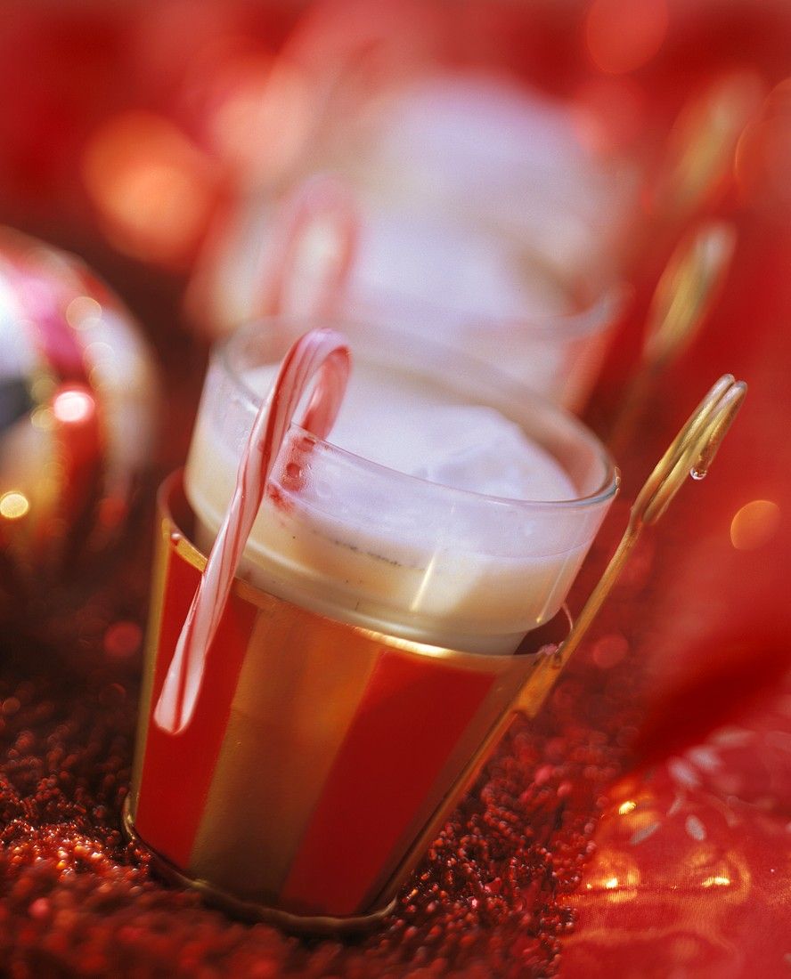 Eierpunsch mit Wein Rezept | EAT SMARTER