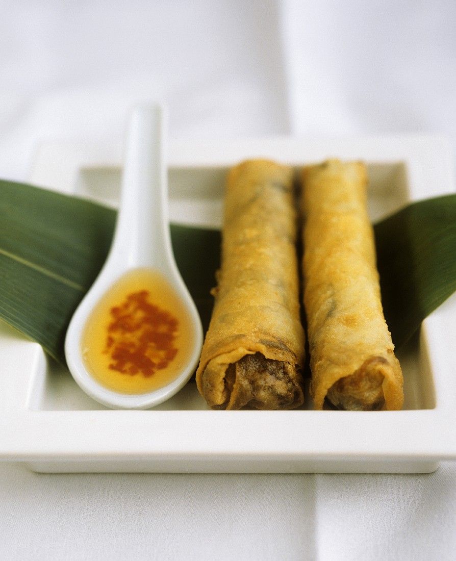 Frühlingsröllchen Rezept | EAT SMARTER Frühlingsröllchen Rezept | EAT SMARTER