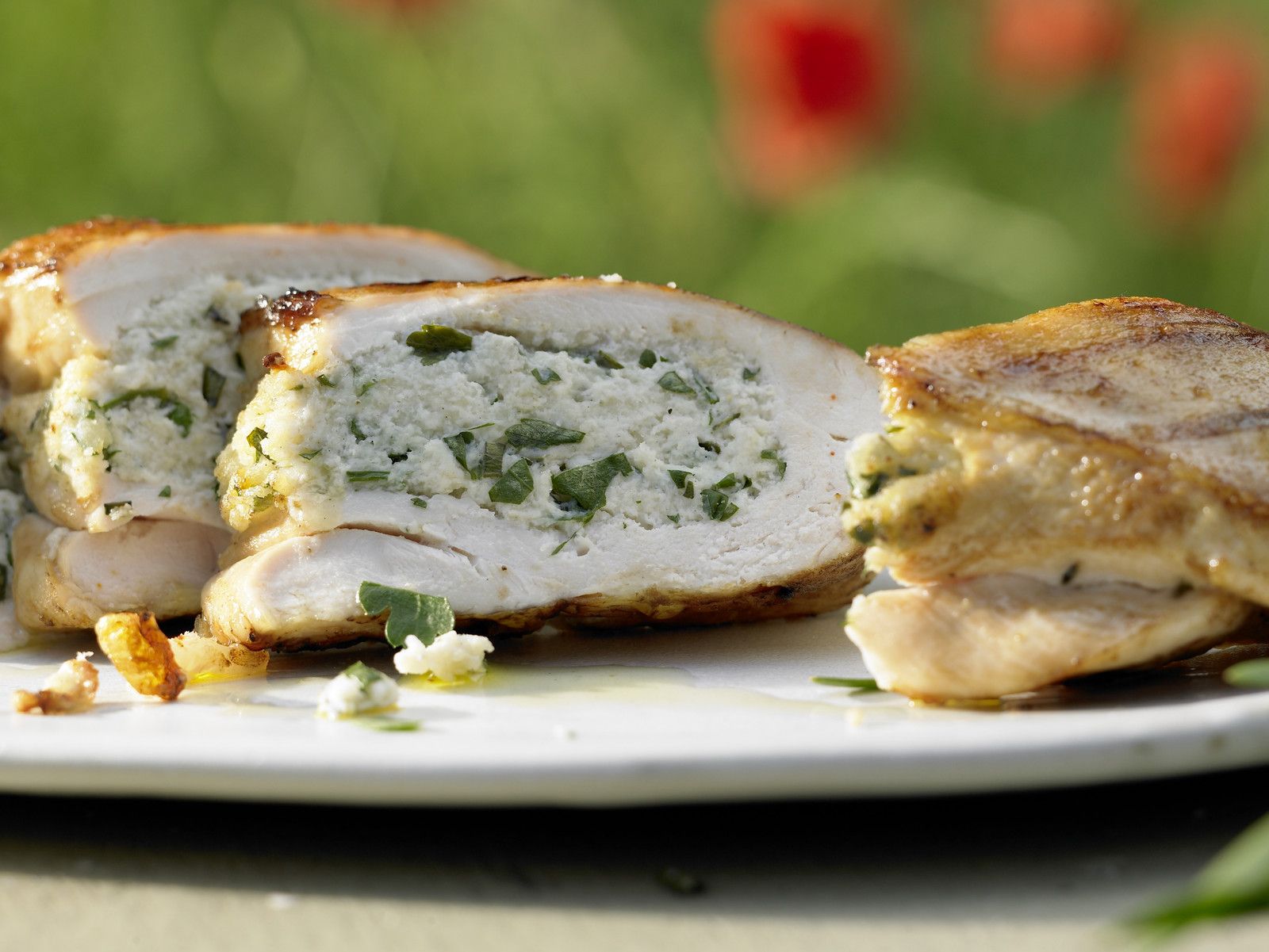 Gefüllte Hähnchenbrust Rezept | EAT SMARTER