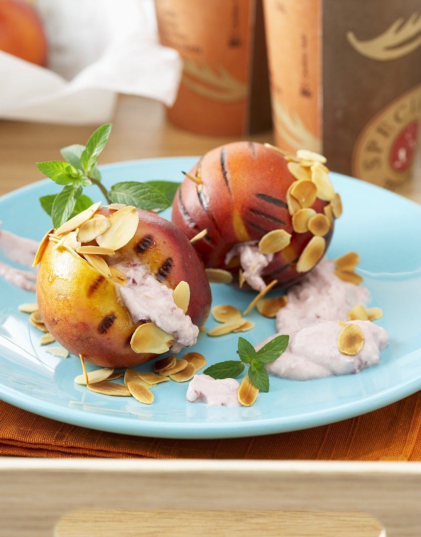 Gegrillte Pfirsiche