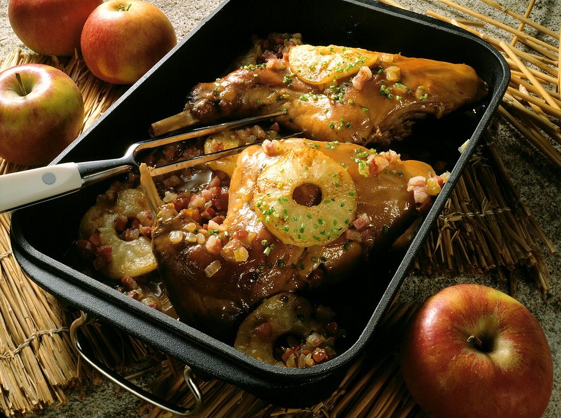 Geschmortes Kaninchen Rezept | EAT SMARTER Geschmortes Kaninchen Rezept | EAT SMARTER