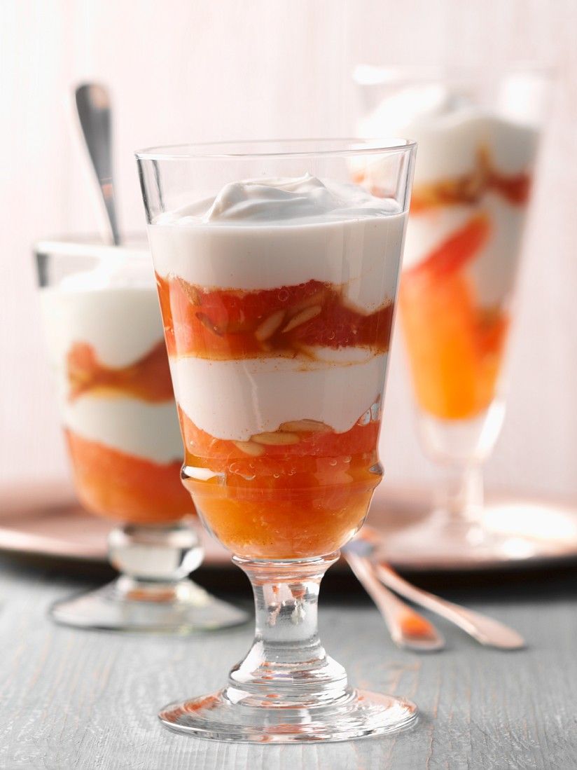 GrapefruitJoghurtdessert Rezept EAT SMARTER