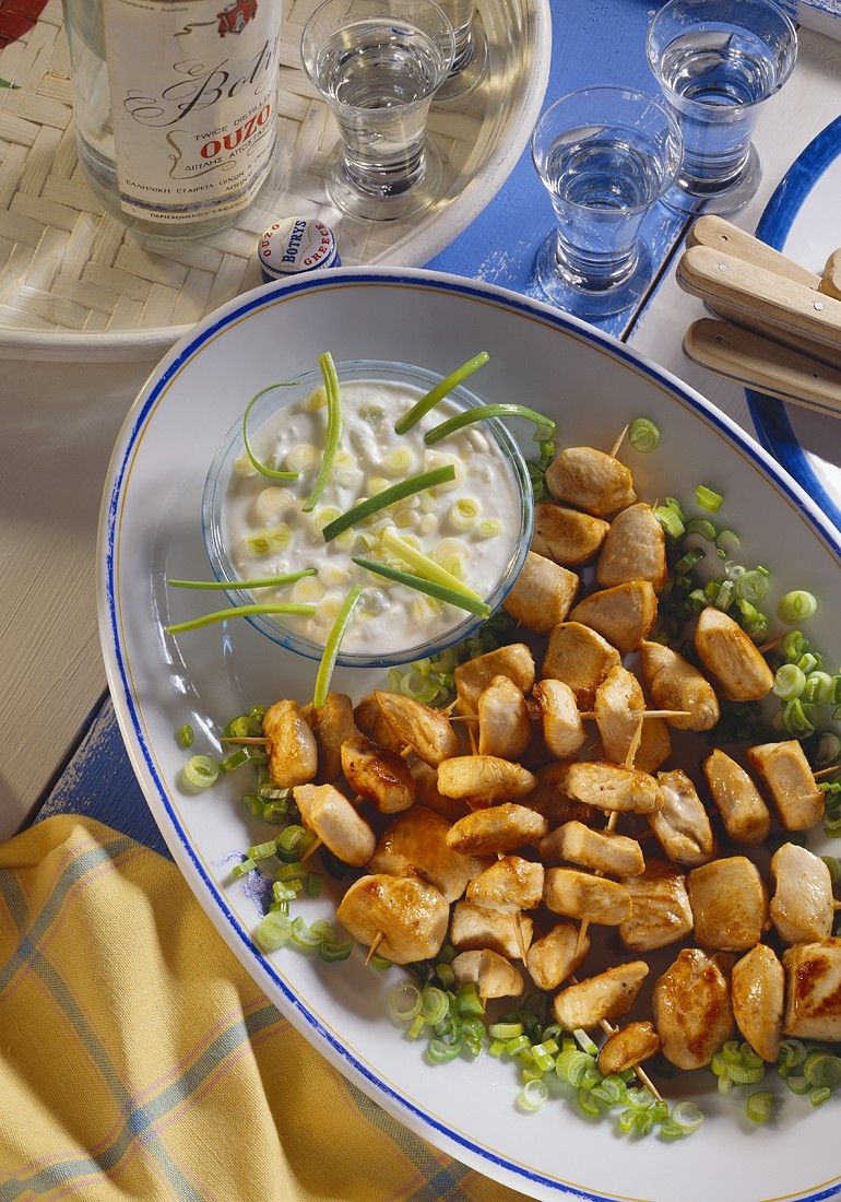 HähnchenSpieße mit Joghurtdip Rezept EAT SMARTER