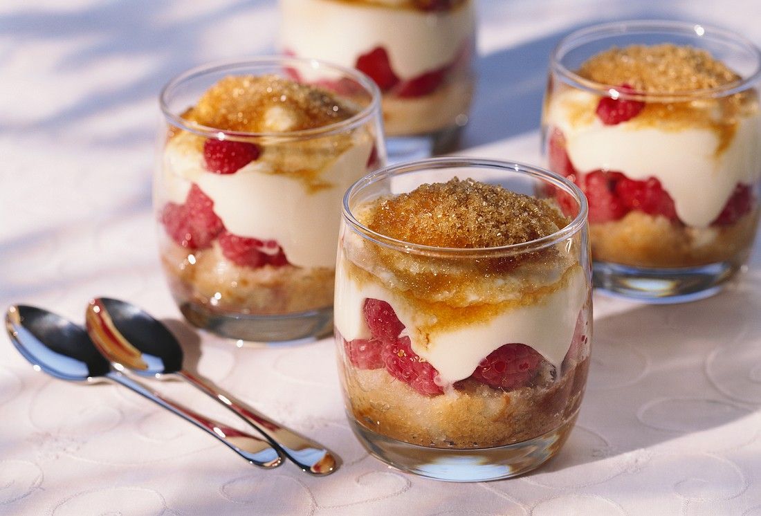 Himbeer-Trifle Rezept | EAT SMARTER