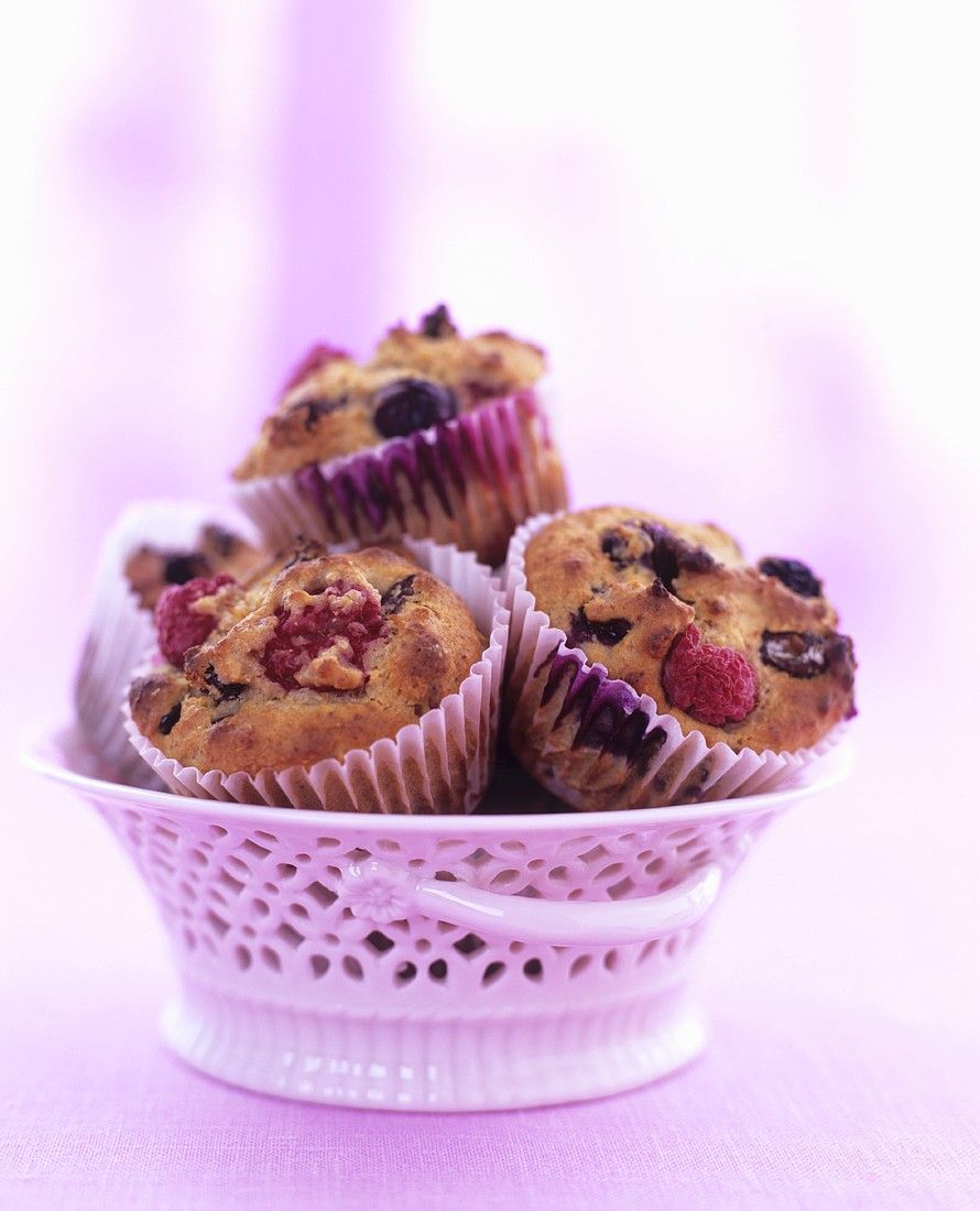 JoghurtMuffins mit Frucht Rezept EAT SMARTER