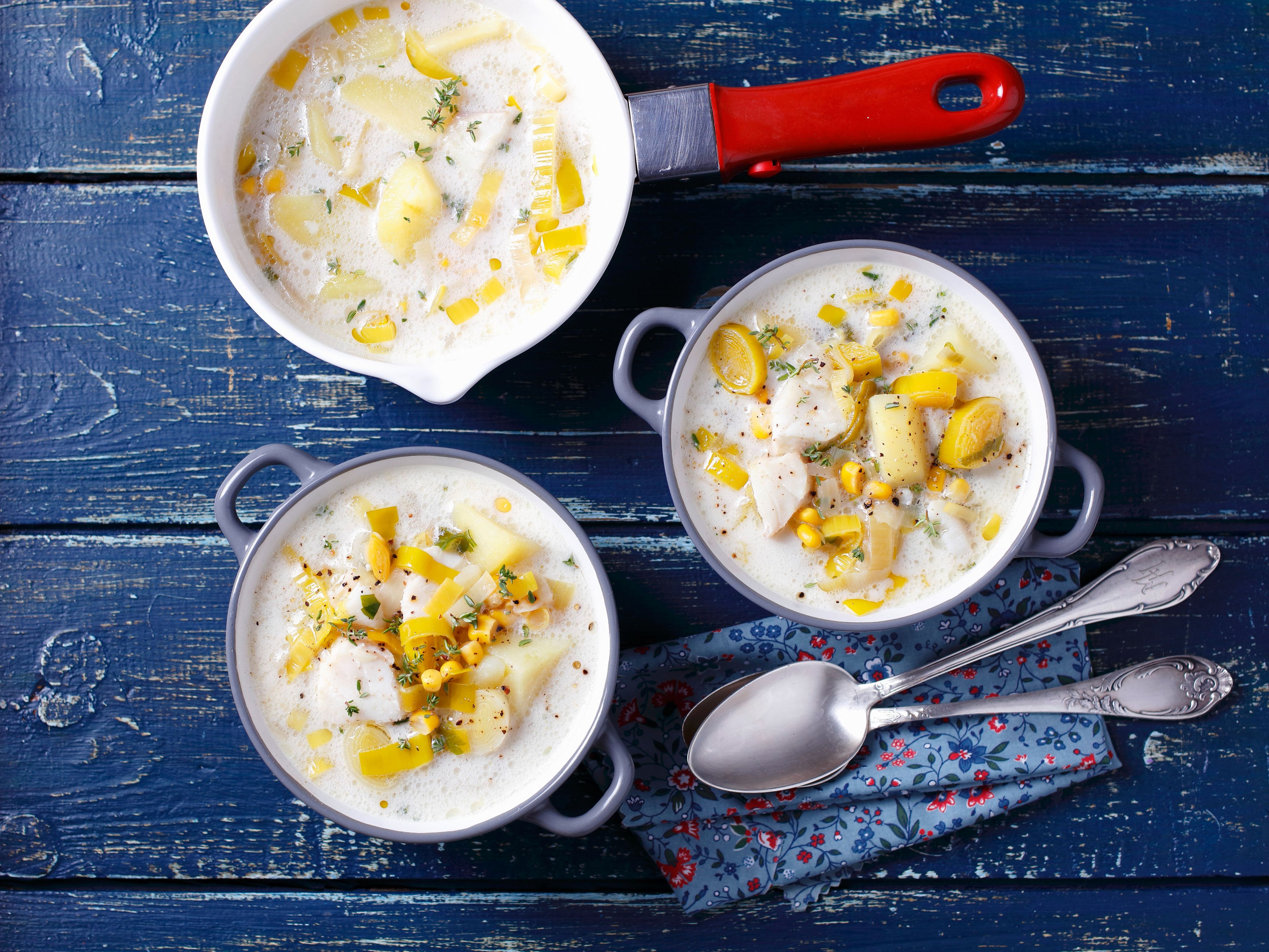 Kabeljau-Eintopf mit Lauch und Kartoffeln Rezept | EAT SMARTER