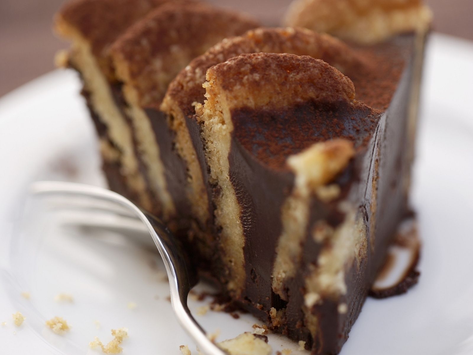 Kalter Hund mit Mandeln Rezept | EAT SMARTER