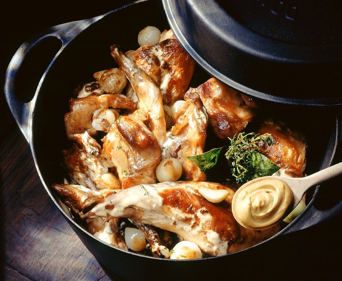 Kaninchen französische Art Rezept | EAT SMARTER