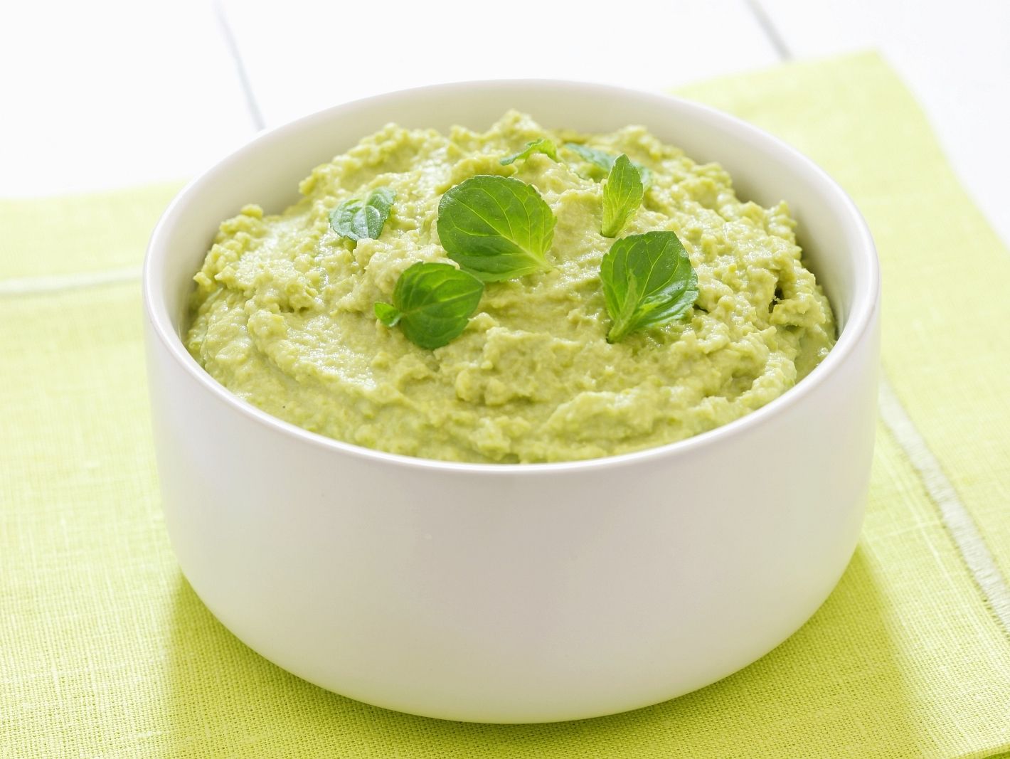 Пюре из гороха. Гороховое пюре в мультиварке рецепт. Гороховая каша. Пюре из дробленого гороха. Гороховый гарнир.