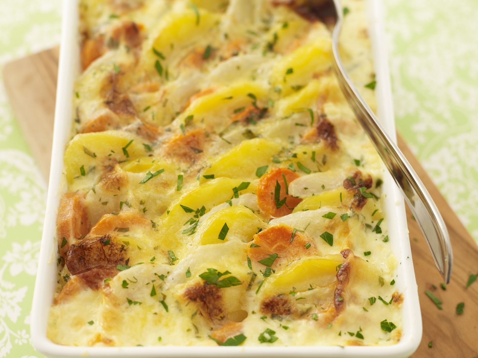 Kartoffel-Steckrüben-Gratin