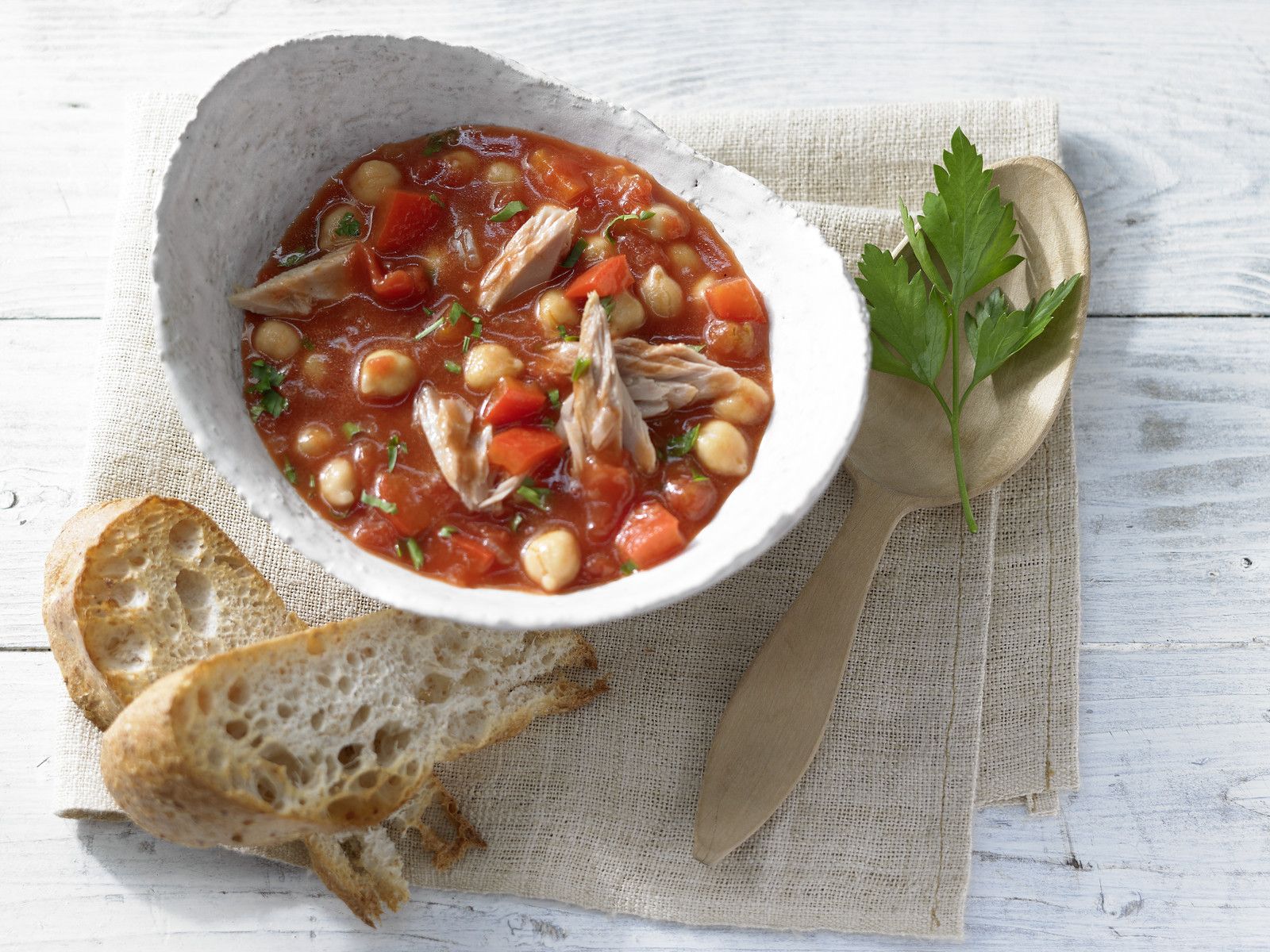 Kichererbsen-Thunfisch-Ragout