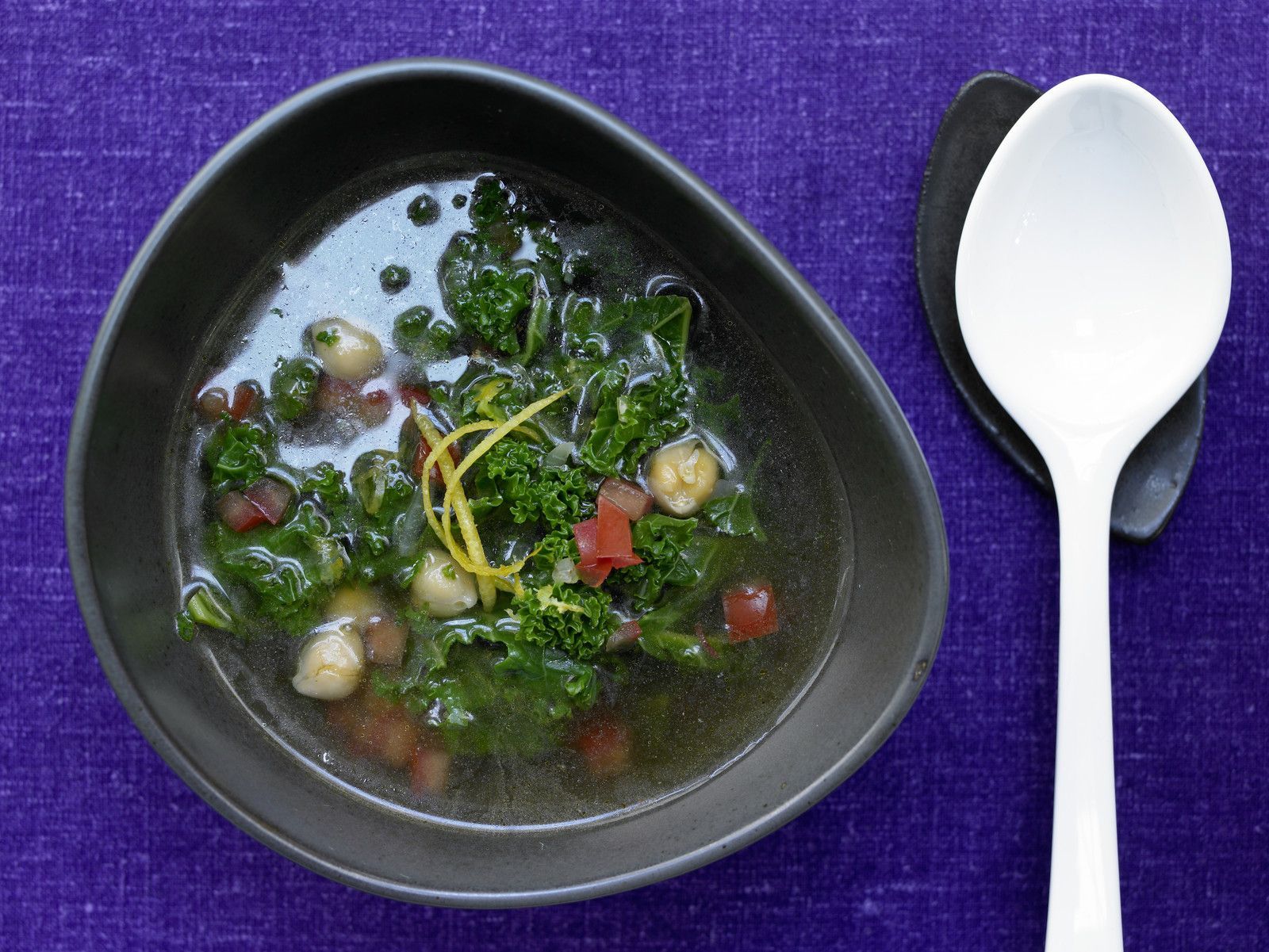Klare Grünkohlsuppe