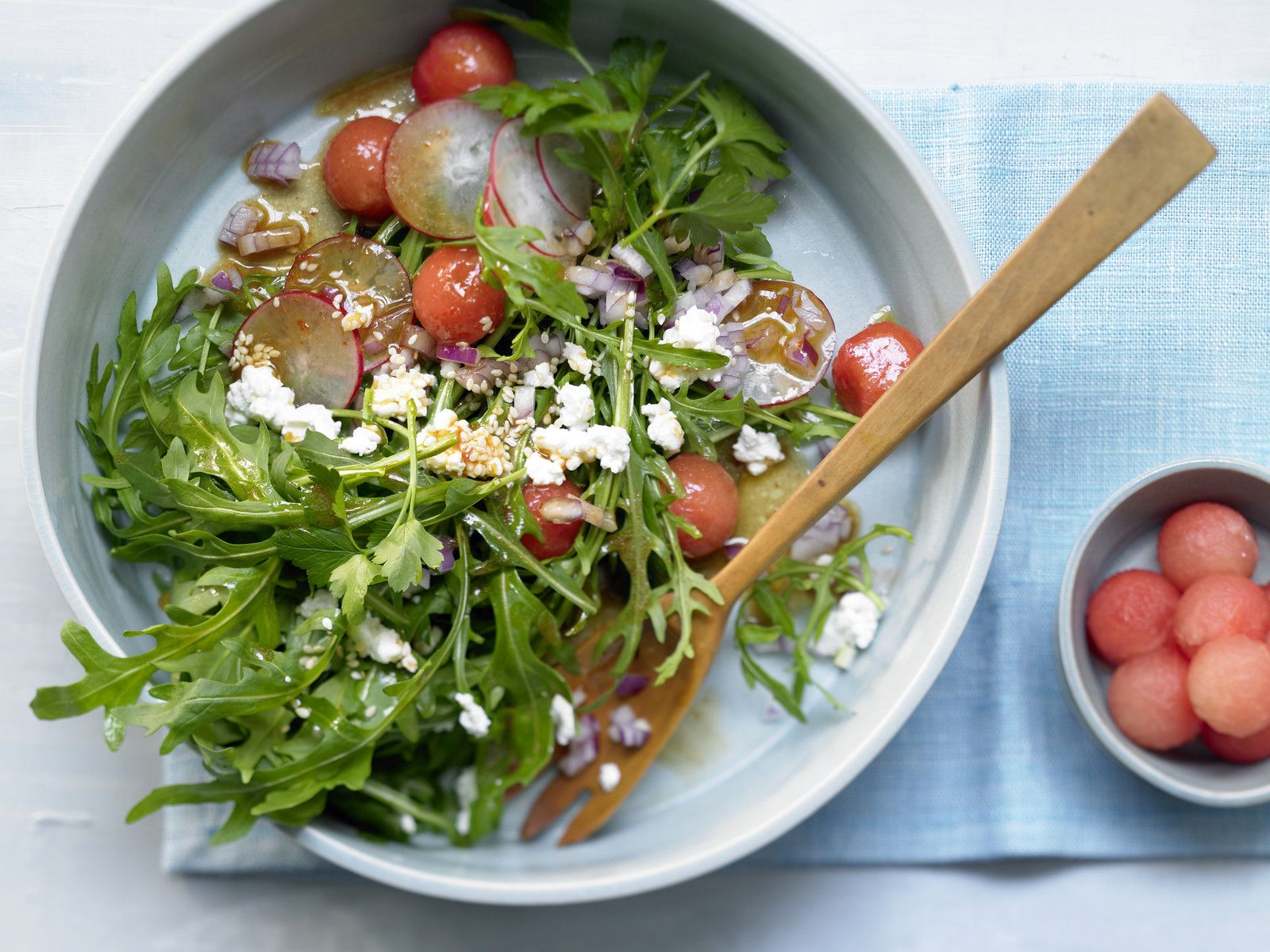 Knackiger Salat nach Thai-Art Rezept | EAT SMARTER
