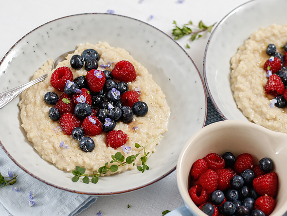 Kokos-Vanille-Risotto mit marinierten Beeren Rezept | EAT SMARTER