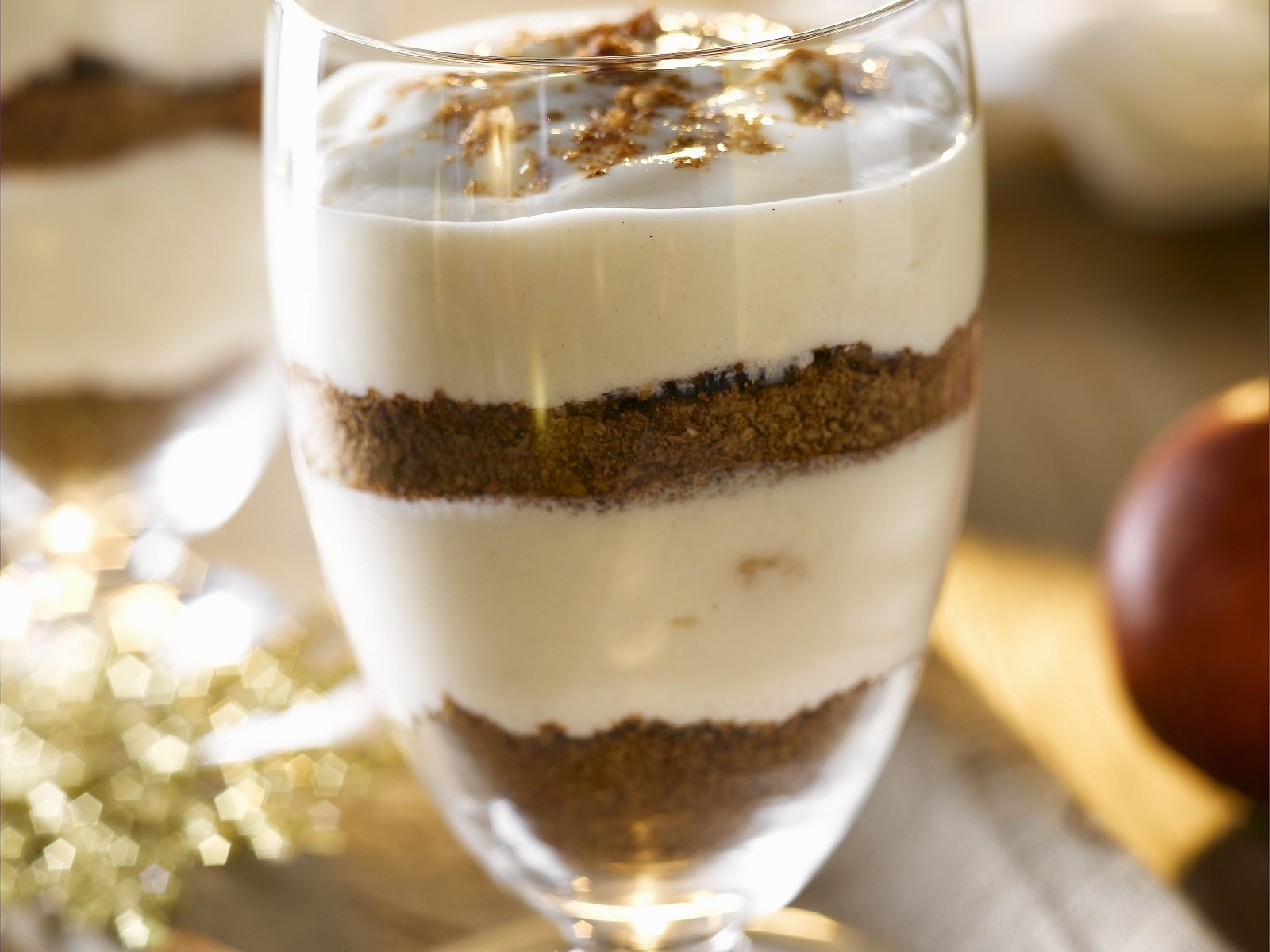 Lebkuchen-Dessert Rezept | EAT SMARTER Lebkuchen-Dessert Rezept | EAT SMARTER