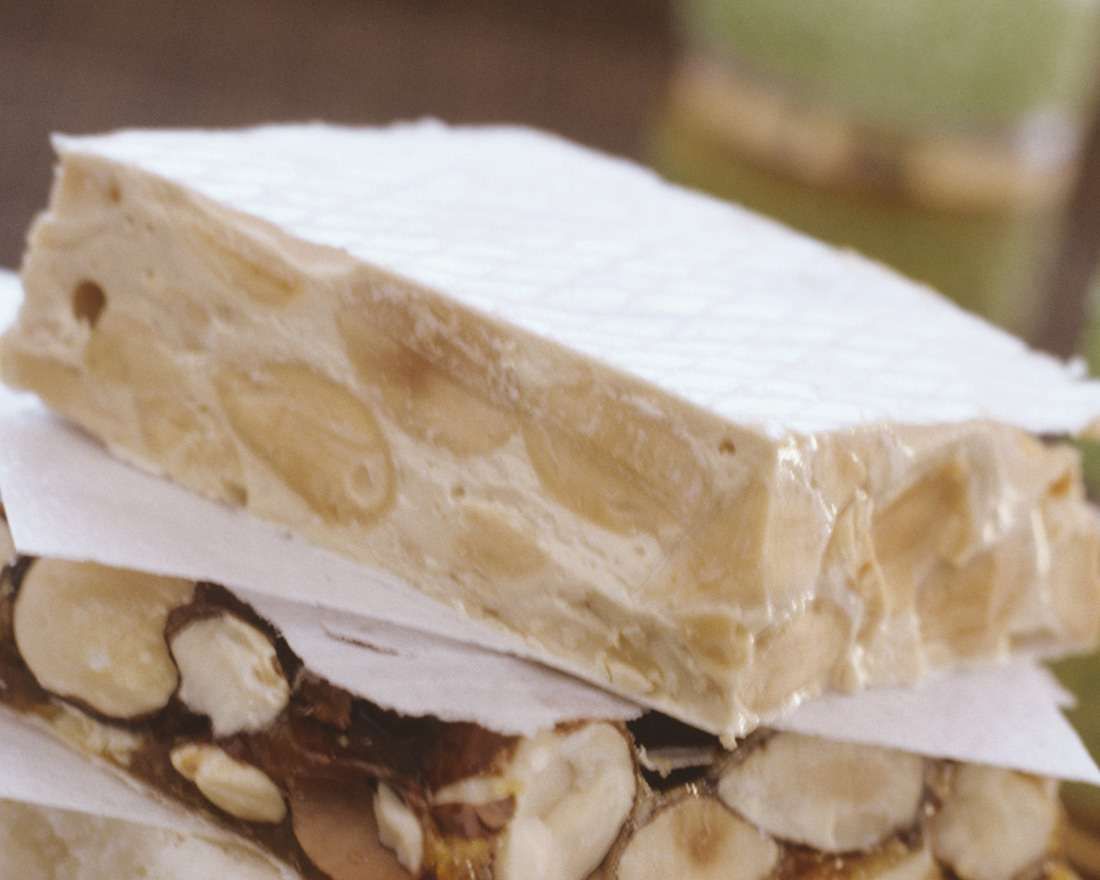 Mandel-Nougat