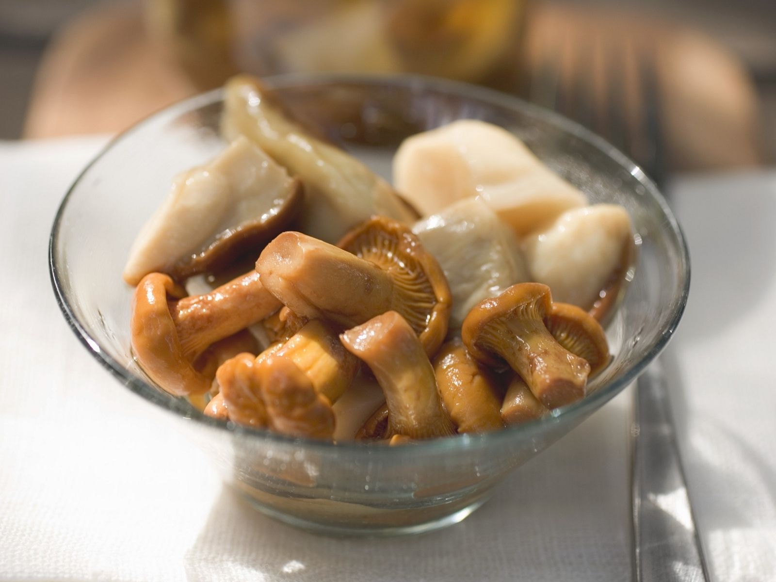 Marinierte Pilze Rezept | EAT SMARTER