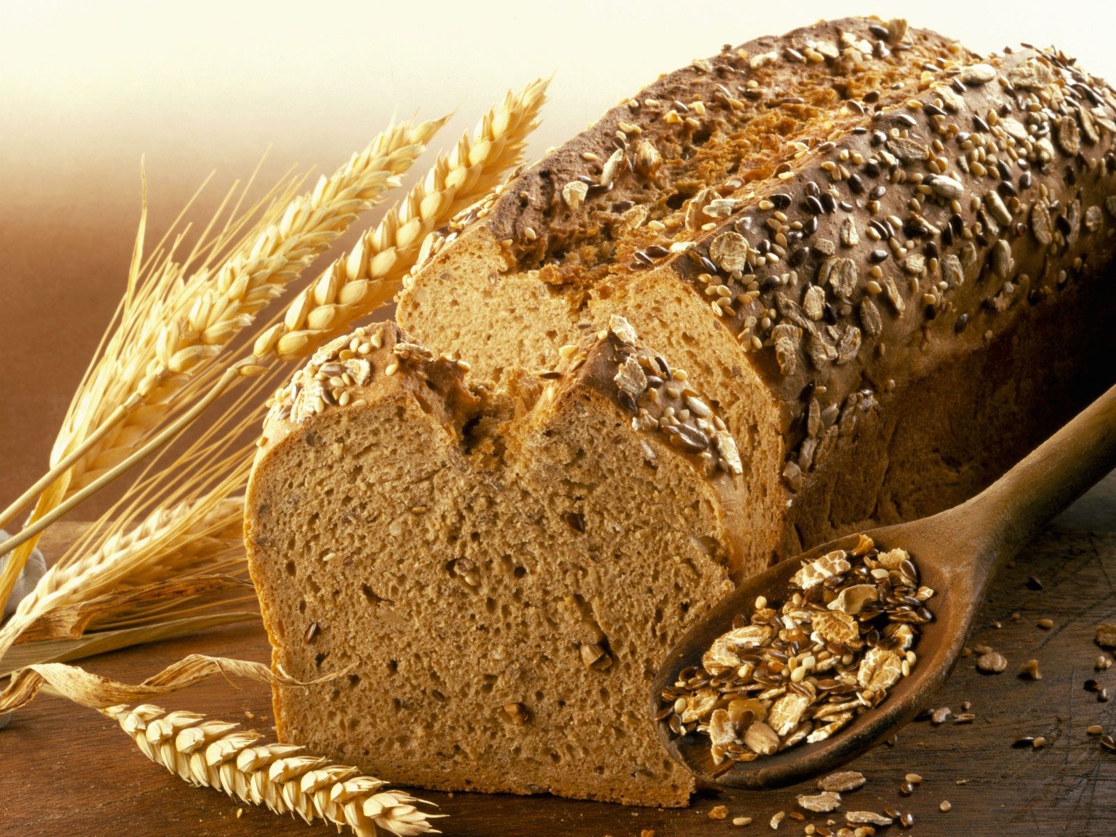 Möhren-Creme auf Vollkornbrot