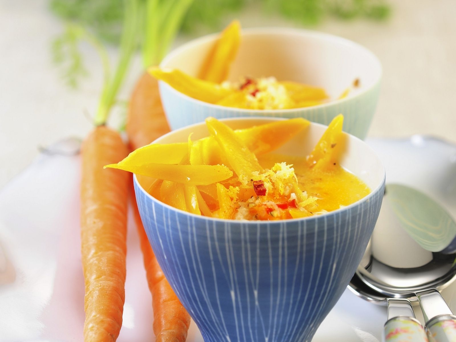 Möhren-Kokos-Gemüse nach thailändischer Art Rezept | EAT SMARTER