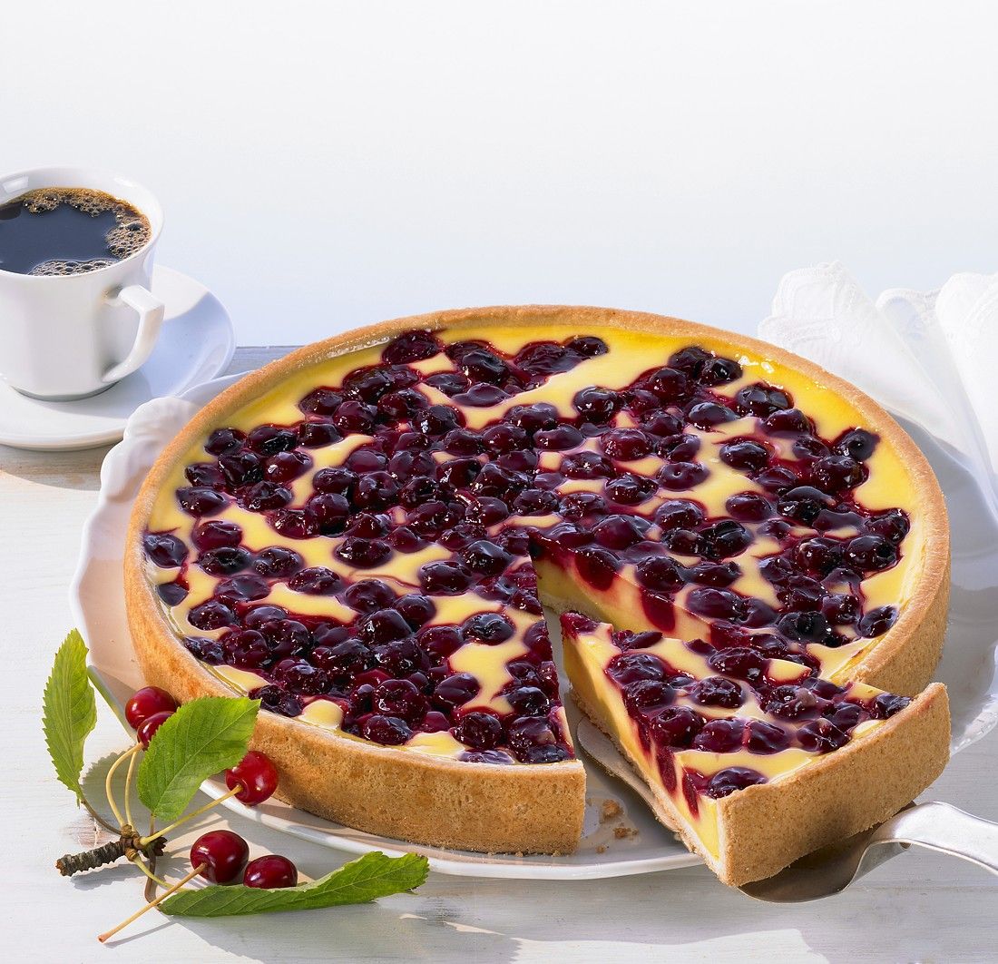 Kirschtarte: Klassiker gesünder selber machen Rezept | EAT SMARTER