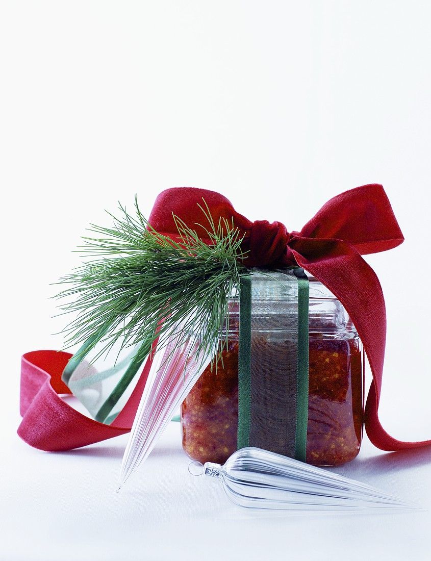 Orangen-Granatapfel-Marmelade Rezept | EAT SMARTER