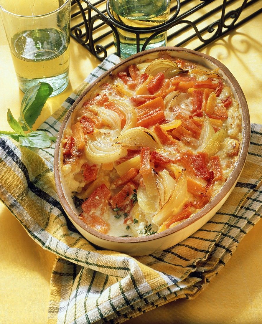 Paprika-Auflauf Rezept | EAT SMARTER Paprika-Auflauf Rezept | EAT SMARTER