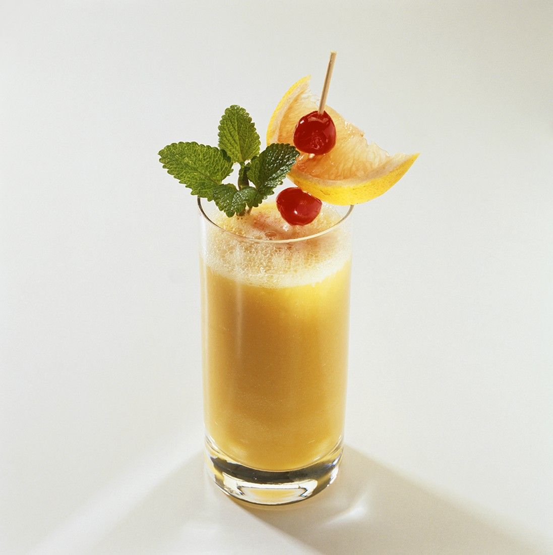 Erdbeer Pfirsich Drink Zum Start In Den Morgen - Rezepte Suchen