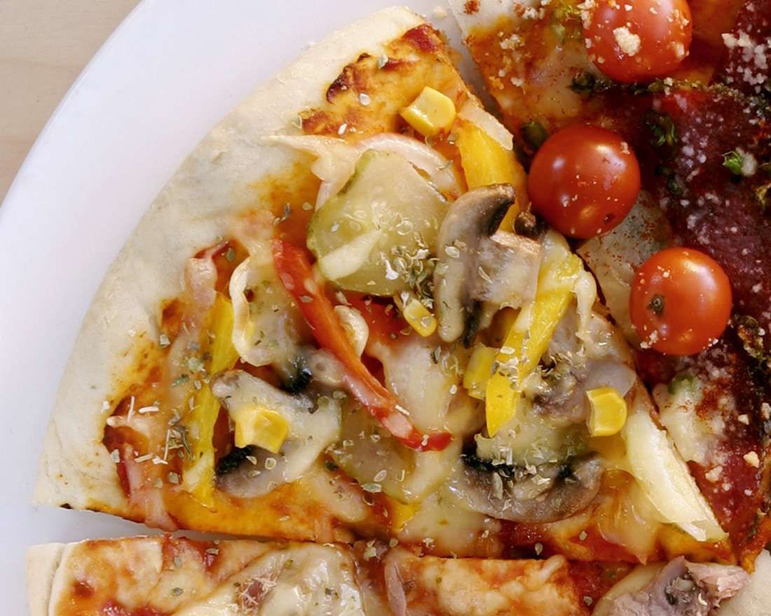 Pizza mit Paprika Rezept EAT SMARTER