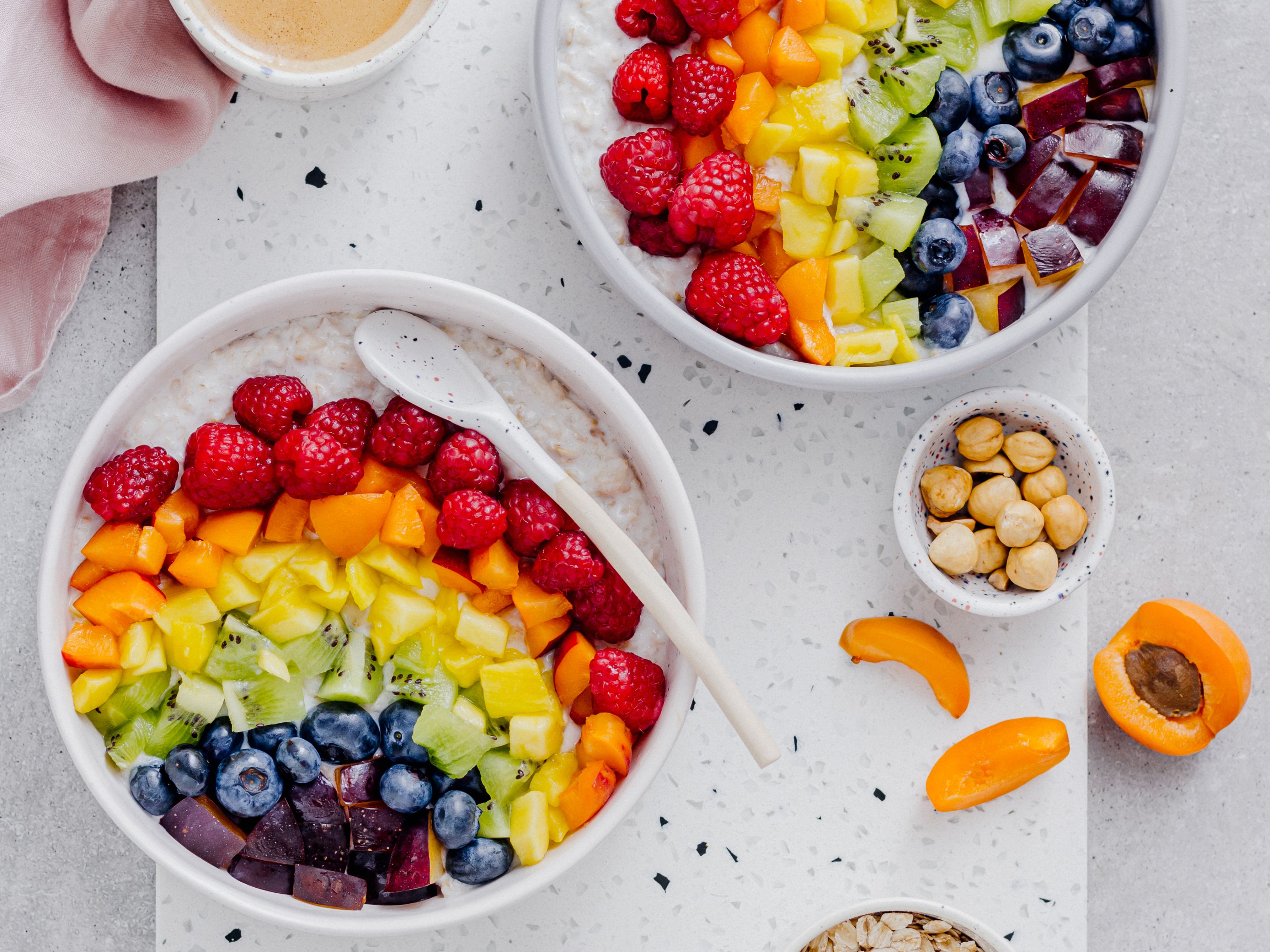 Regenbogen-Porridge