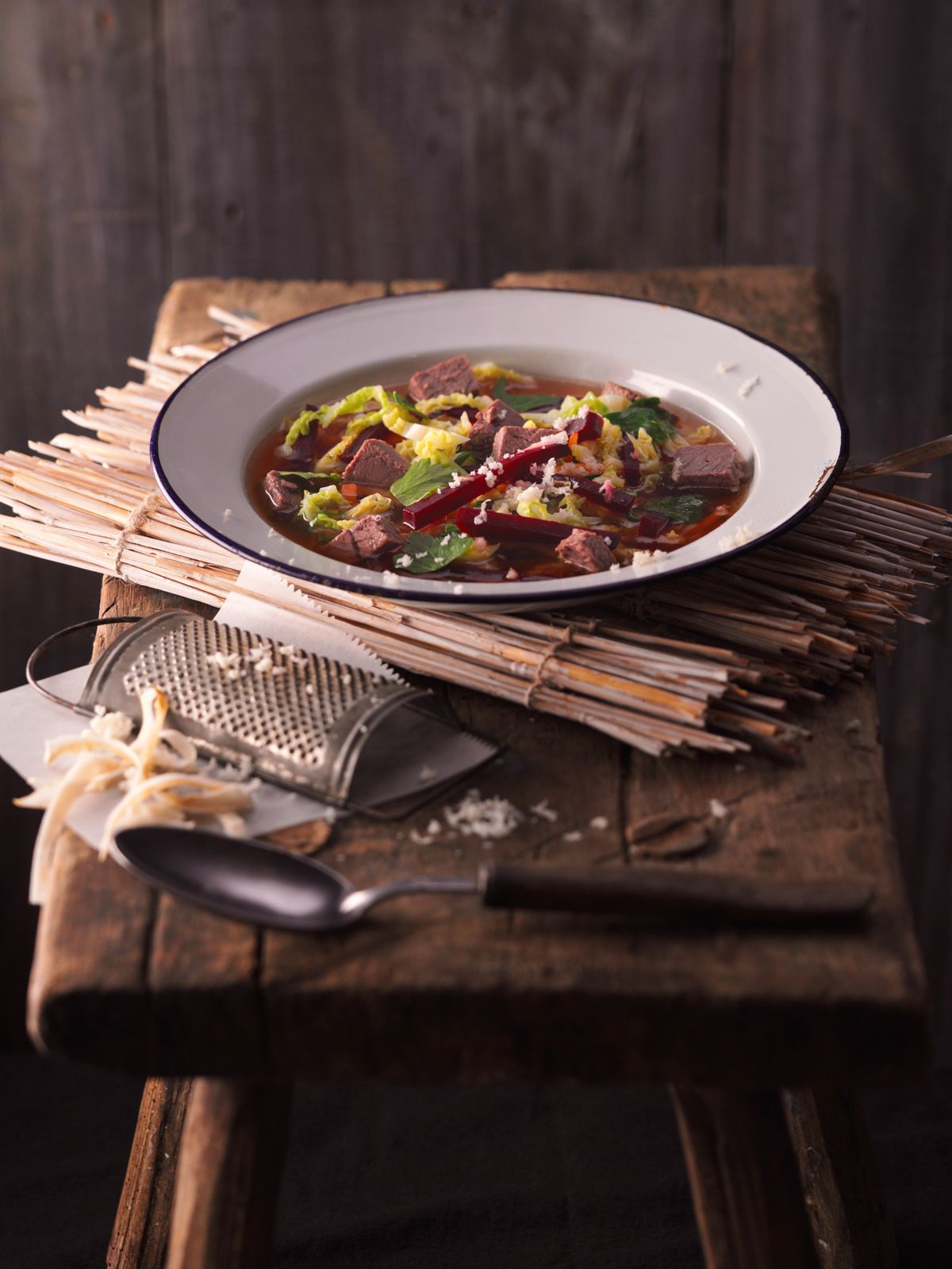 Rindfleischeintopf mit Wirsing Rezept | EAT SMARTER Rindfleischeintopf mit Wirsing Rezept | EAT SMARTER