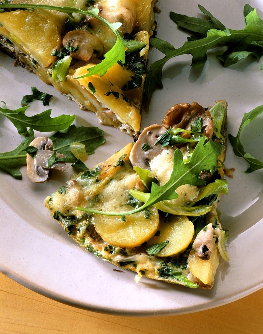 Rucola-Kartoffel-Pizza Rezept | EAT SMARTER