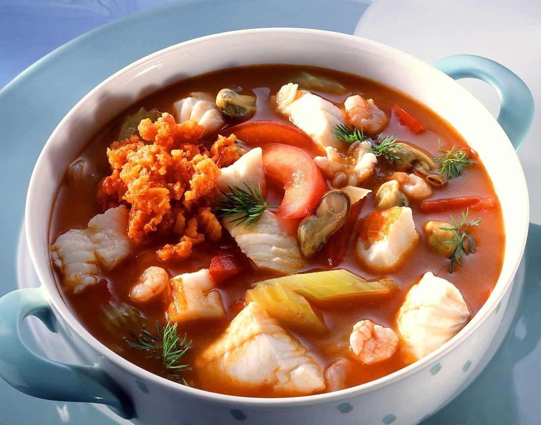 Spanische Fischsuppe Rezept | EAT SMARTER