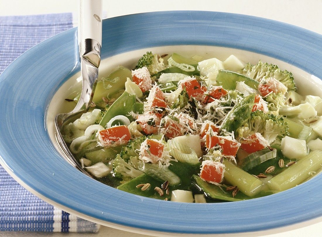 Spargeleintopf Rezept | EAT SMARTER