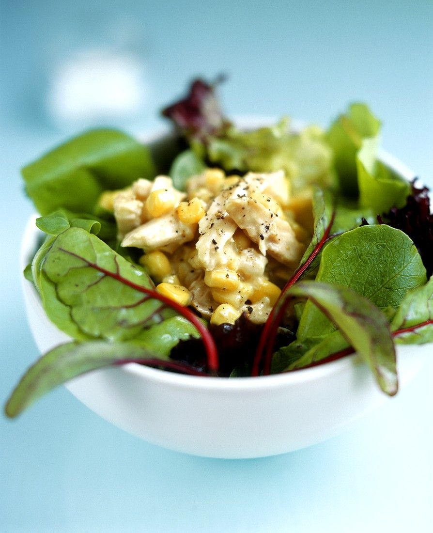 Spinatsalat mit geschmolzenem Käse Rezept | EAT SMARTER