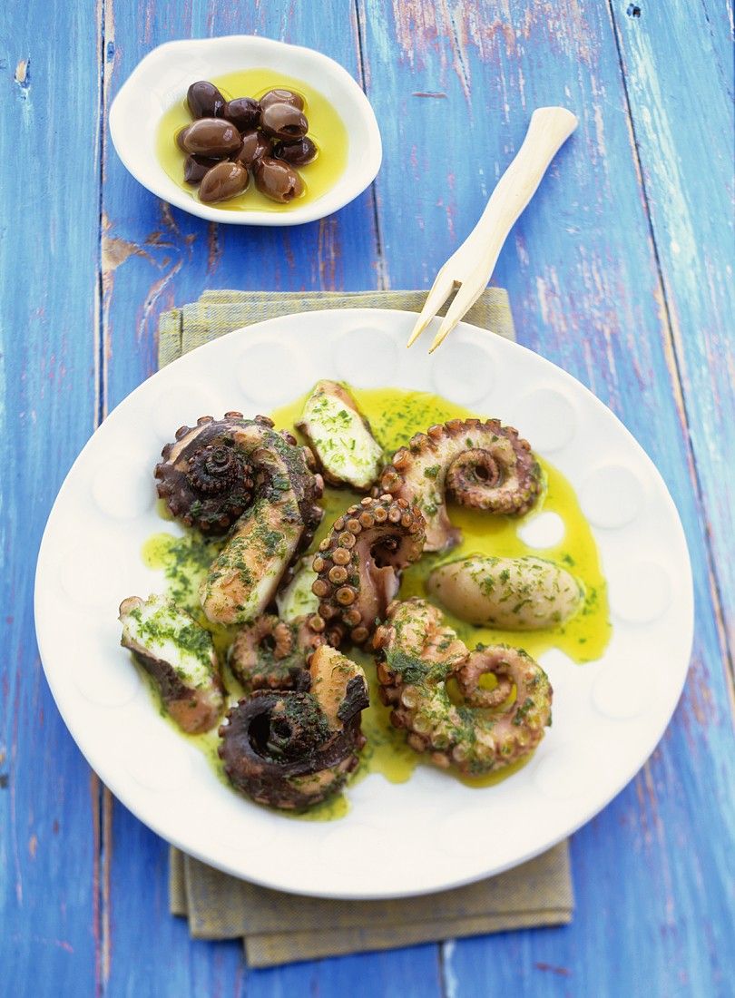 Tintenfisch mit Kräutervinaigrette Rezept | EAT SMARTER